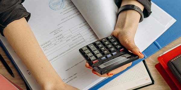 zelf inkomstenbelasting berekenen voor zzp